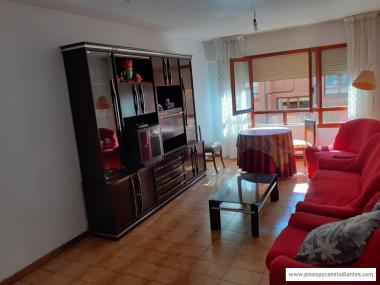 en soria se alquilan habitaciones en piso comparti